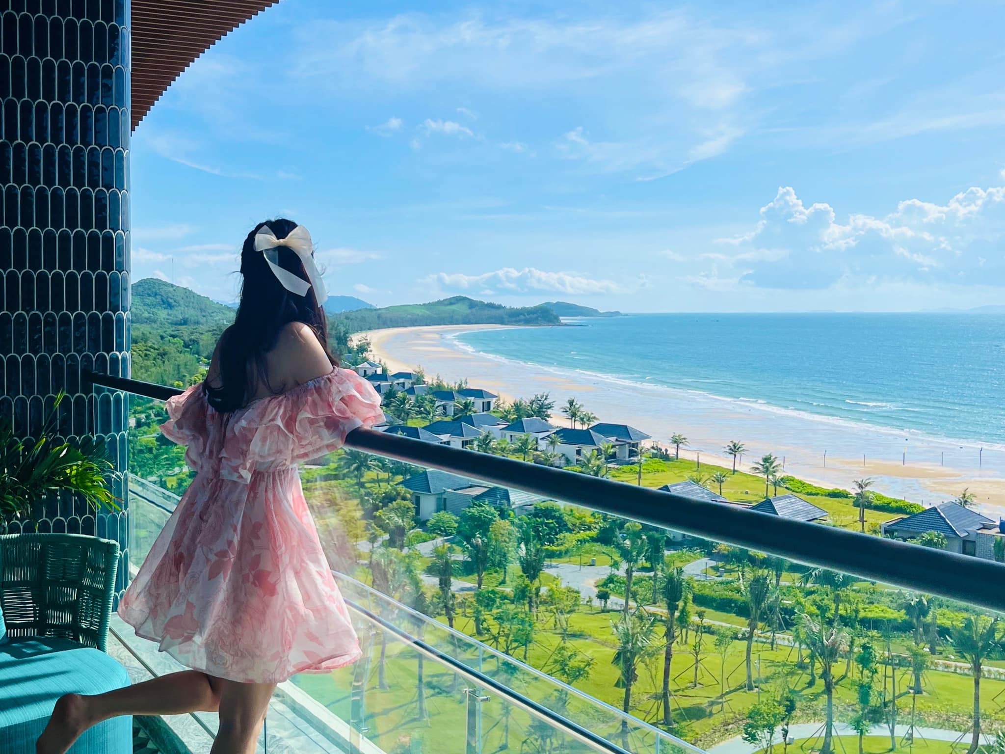 review Quan Lạn Minh Châu