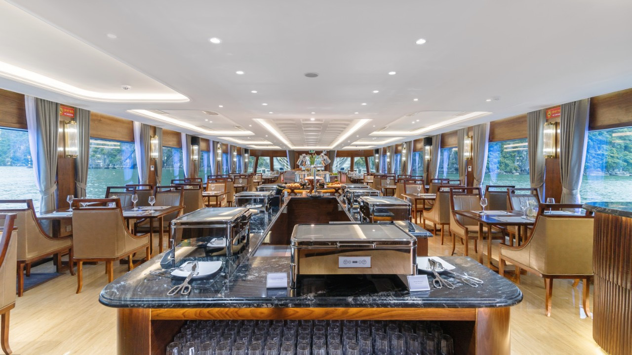 Du thuyền Hạ Long 1 ngày Iris Cruise 01