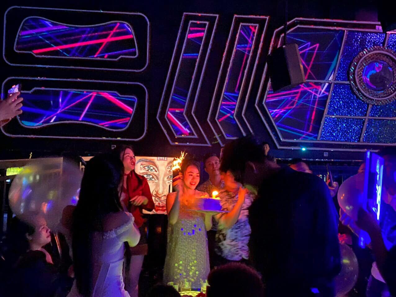 H2 Lounge Hải Tiến 02