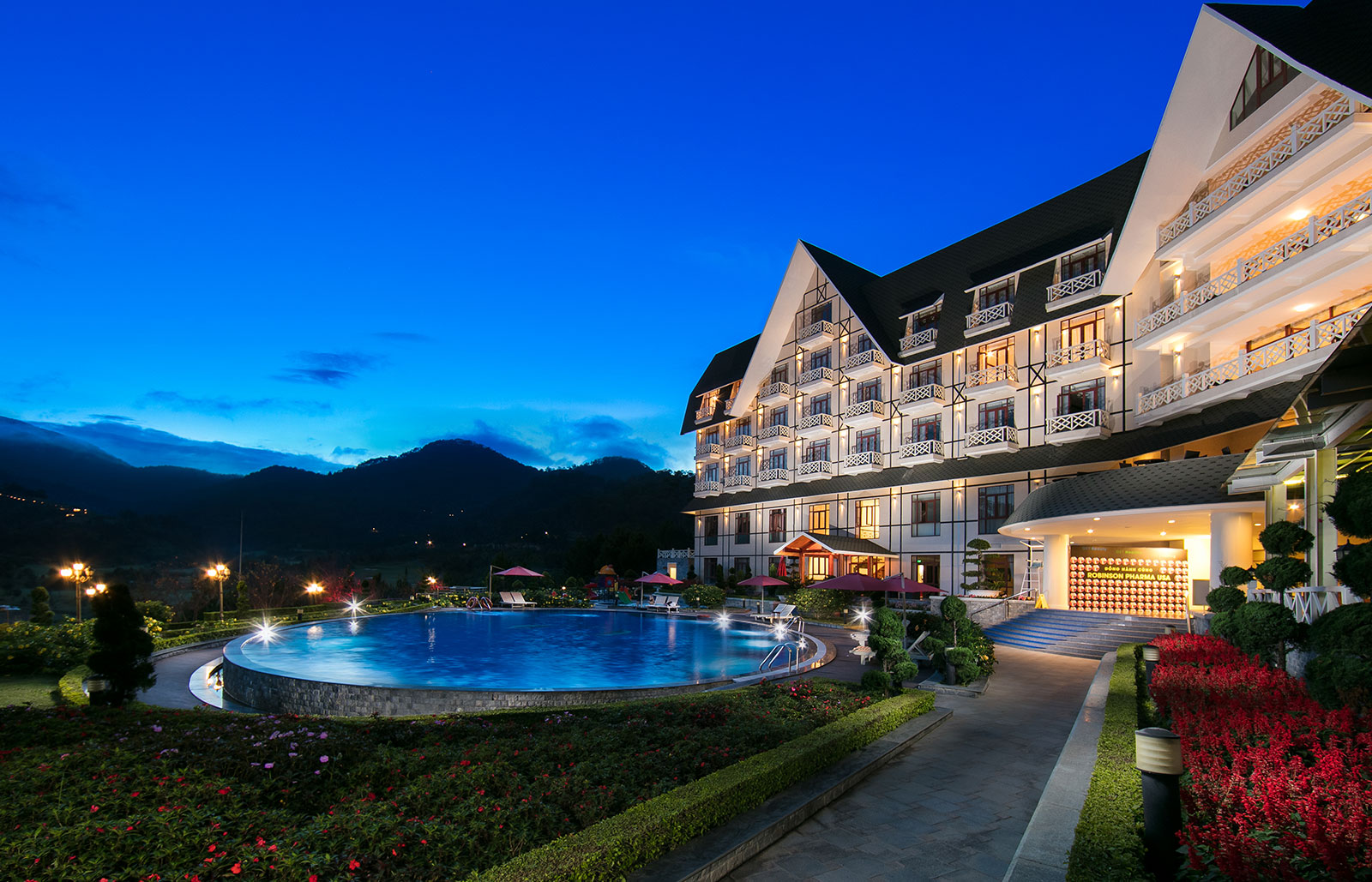 Swiss-Belresort Tuyen Lam Dalat - Khách sạn Quang Hồ Tuyền Lâm