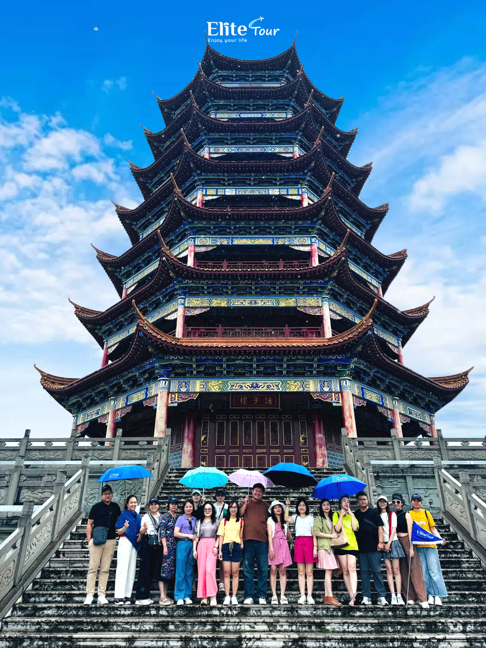 Tour Bình Biên Kiến Thủy Mông Tự Di Lặc