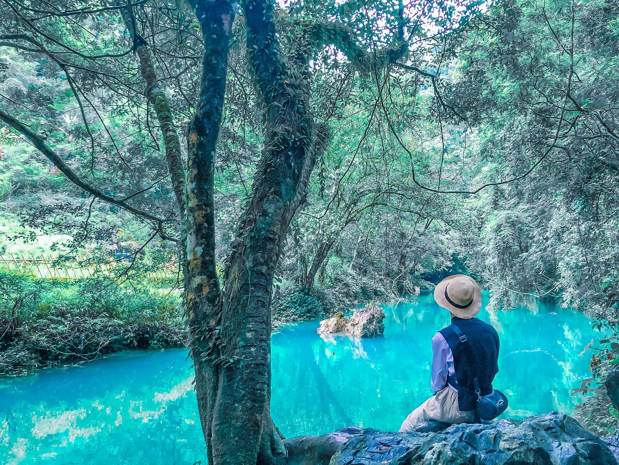 Suối Lê nin Cao Bằng