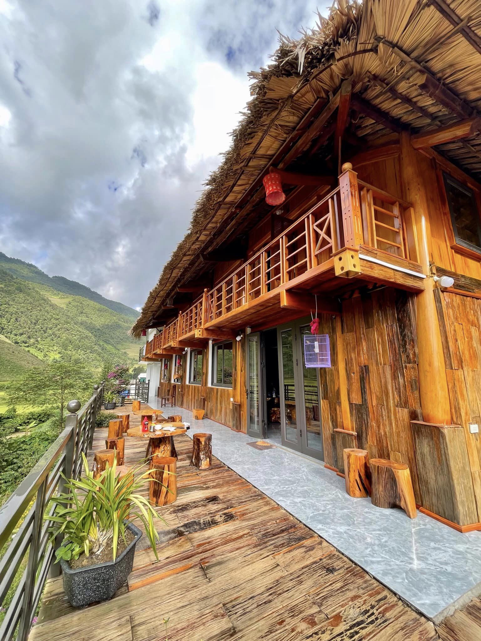 Dòng Suối H’mong Mù Cang Chải Homestay 01