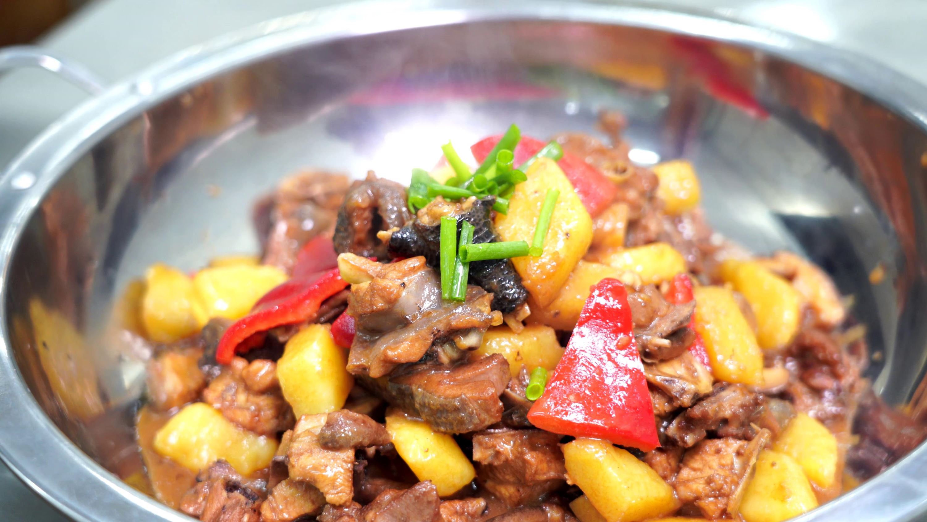 Đặc sản Di Lặc - Gà rang