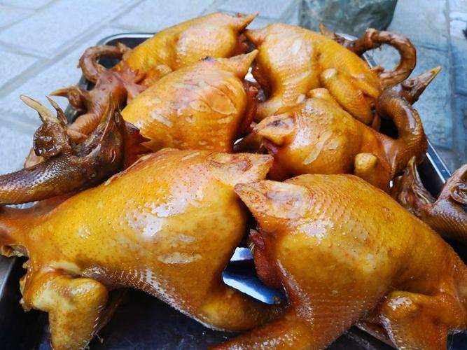 Đặc sản Di Lặc - Gà om