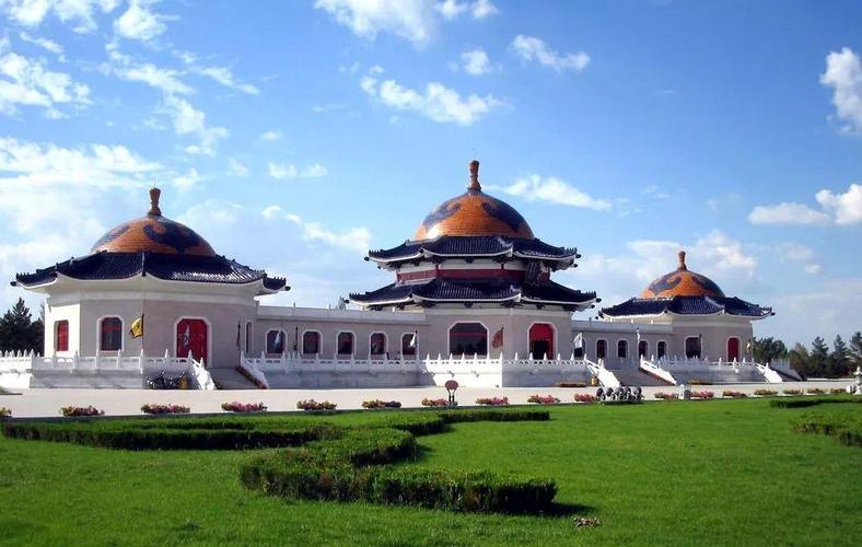 Địa điểm du lịch nổi tiếng Nội Mông 03