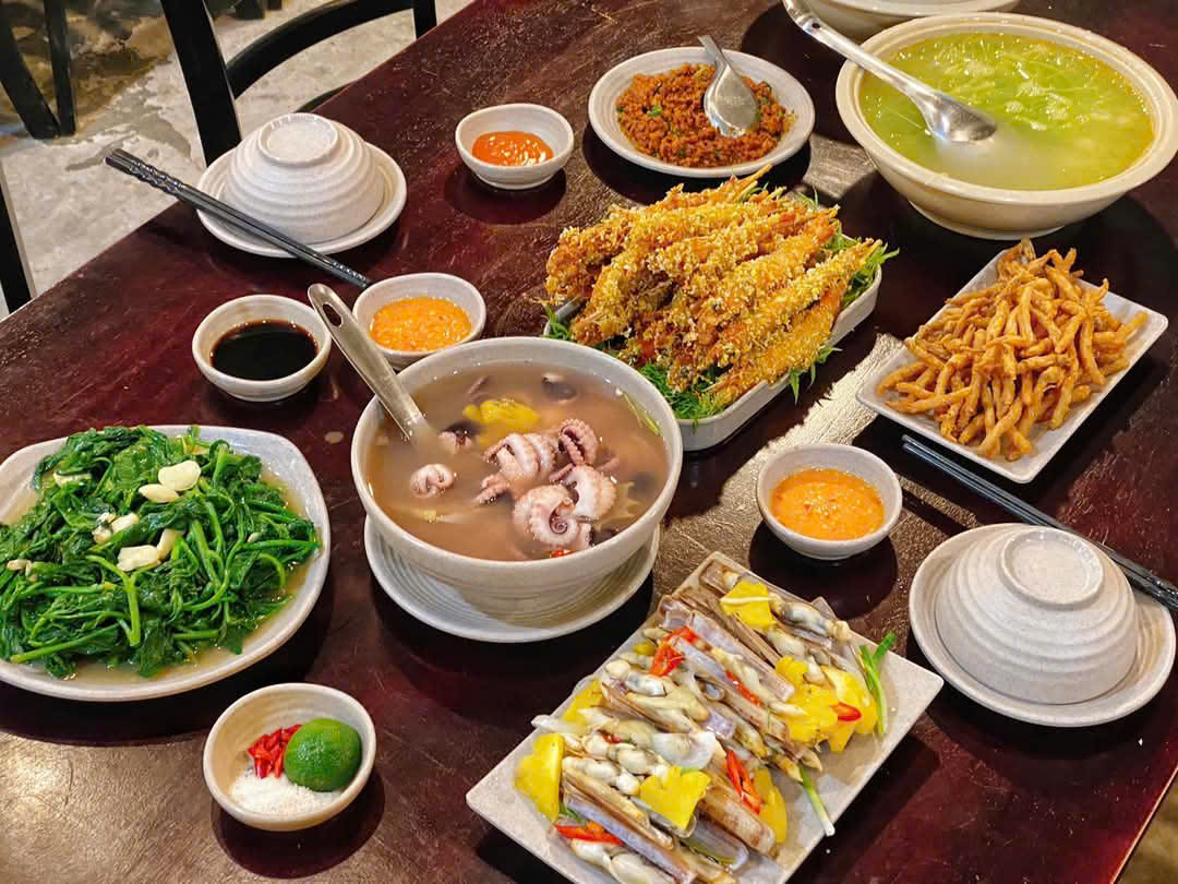Du lịch Quan Lạn ăn món gì ngon?