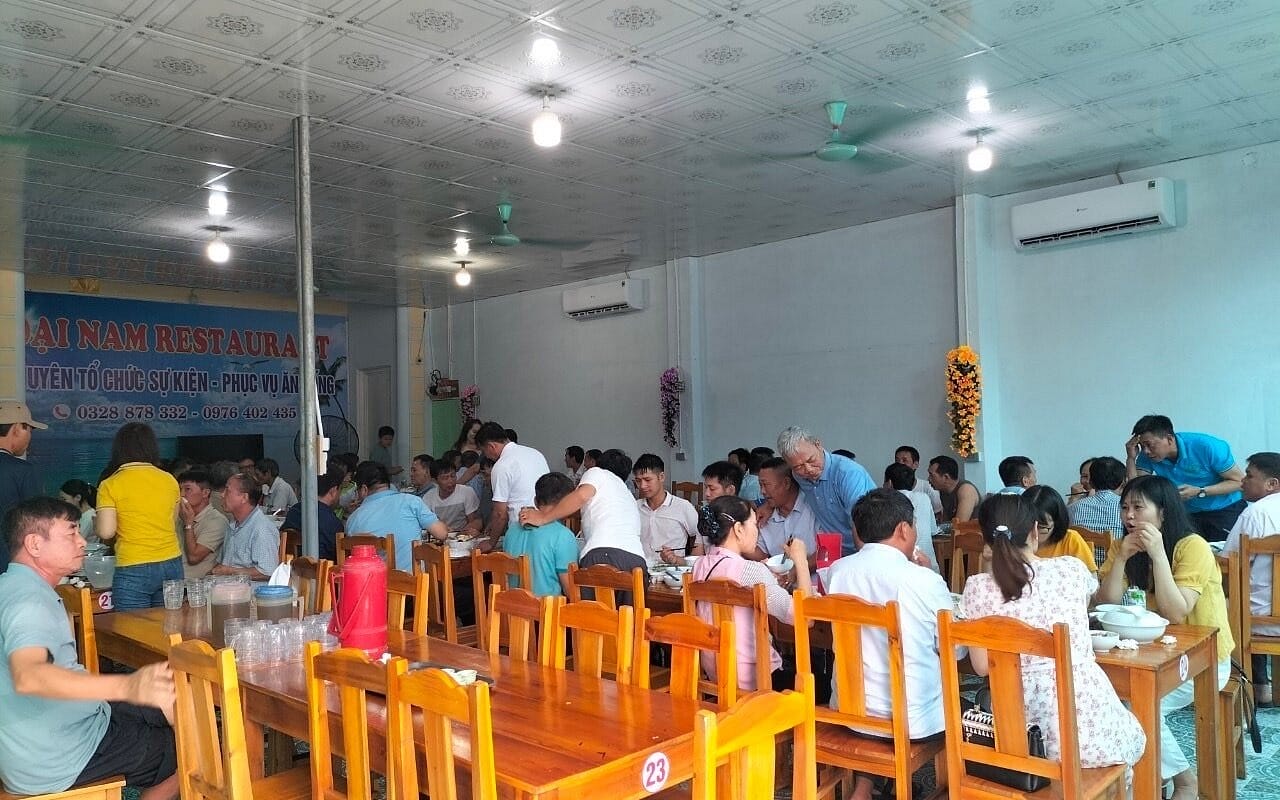 nhà hàng Đại Nam Hải Tiến