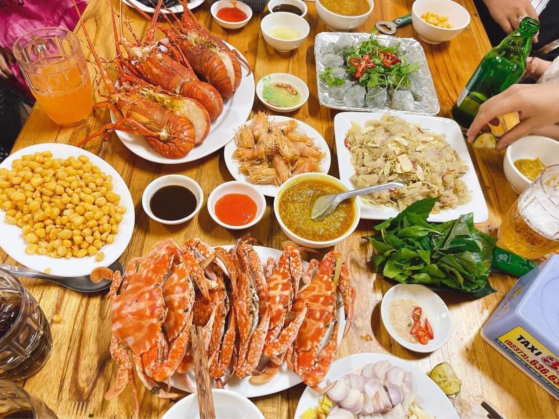 Nhà hàng Hương Biển, Hải Tiến