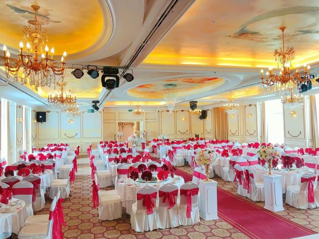 Nhà hàng ngon ở Nha Trang dành cho đoàn công ty - Đèn Lồng Đỏ Nha Trang 01