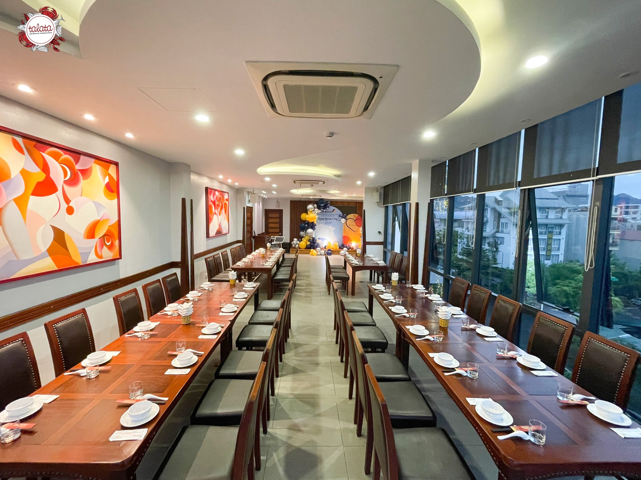 Nhà hàng tổ chức tiệc tại Hạ Long