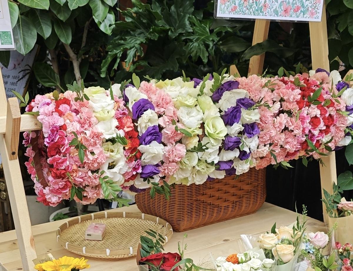 Chợ hoa ở Côn Minh