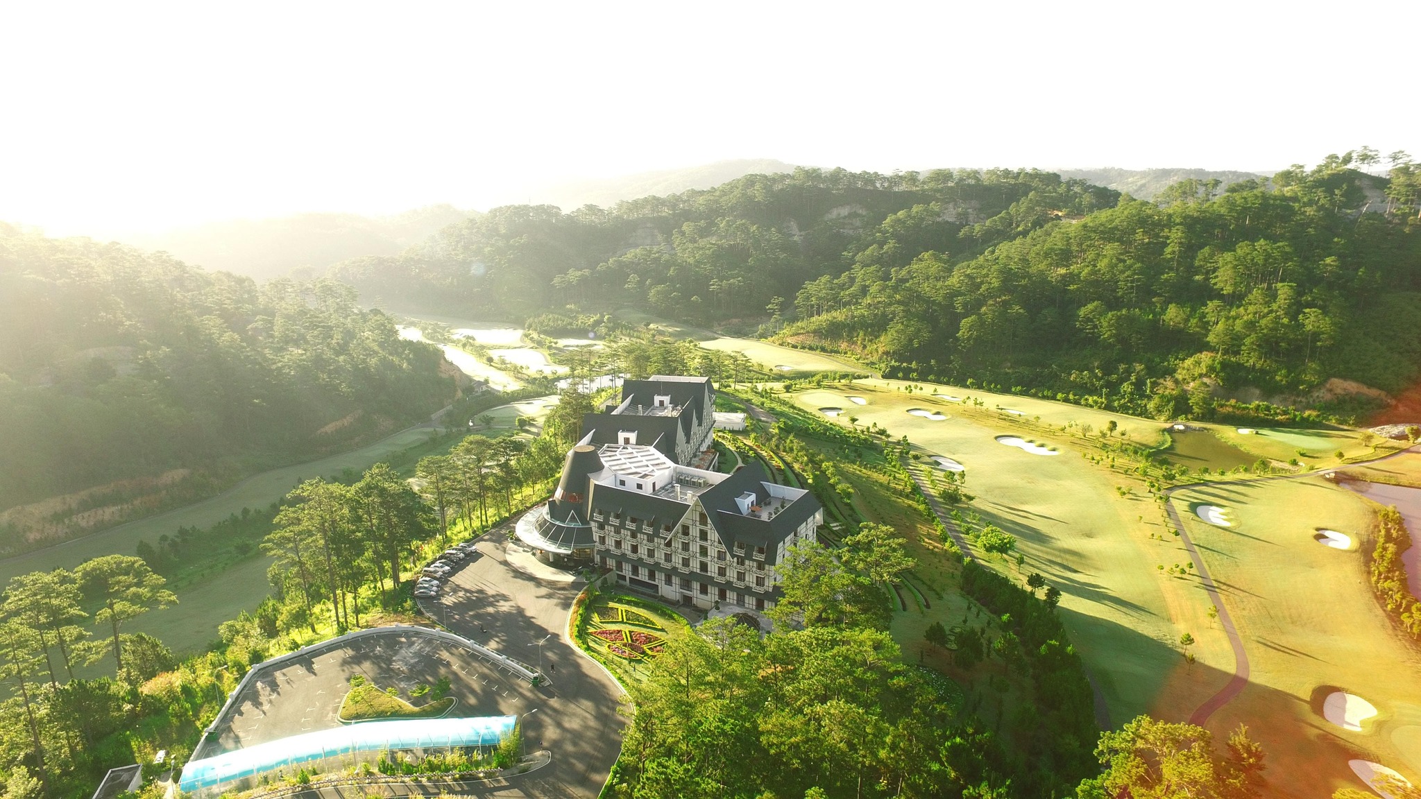 Swiss-Belresort Tuyền Lâm