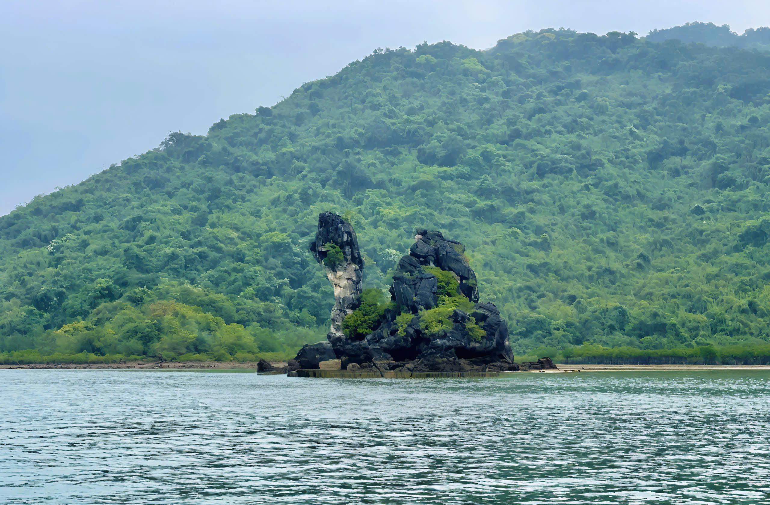 Tour du lịch Vân Đồn, Quảng Ninh