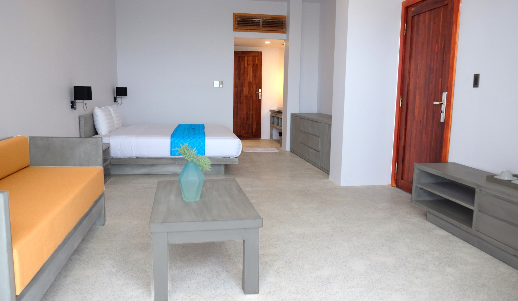 /files/images/CasaMarinaResortQuyNhon/Casa-Marina-Resort-Quy-Nhon-Deluxe-Pool-View-1.jpg