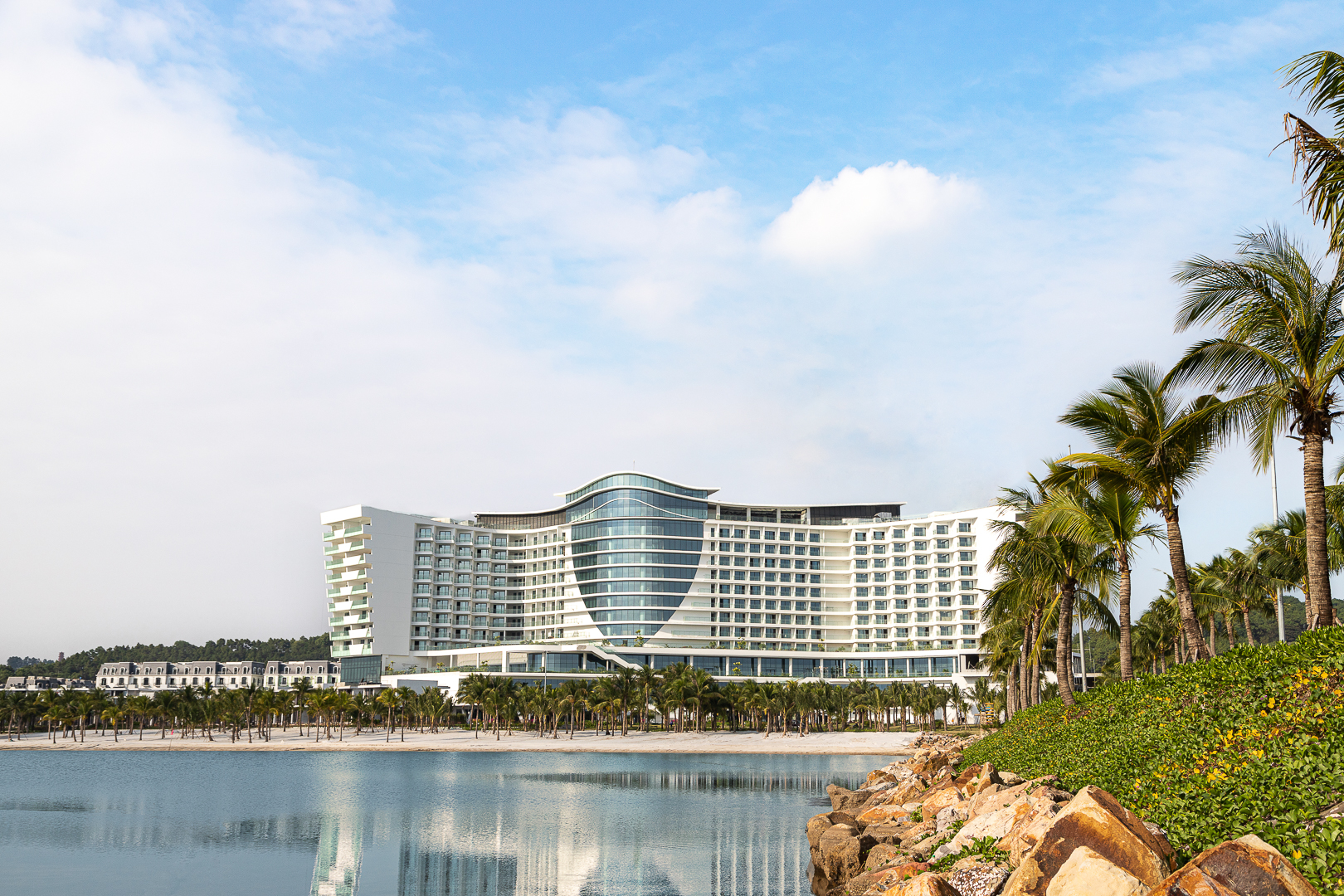 /lua-chon-khach-san-khu-nghi-duong/Dream-Dragon-Resort-Do-Son
