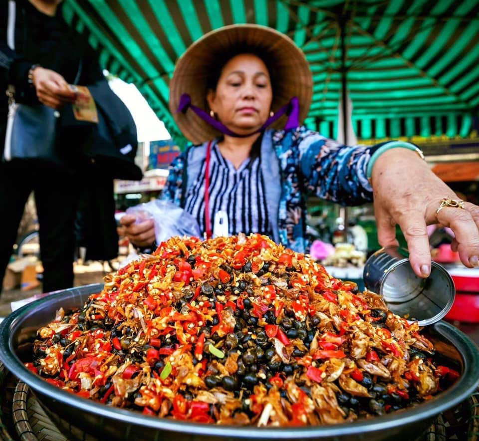 món Huế