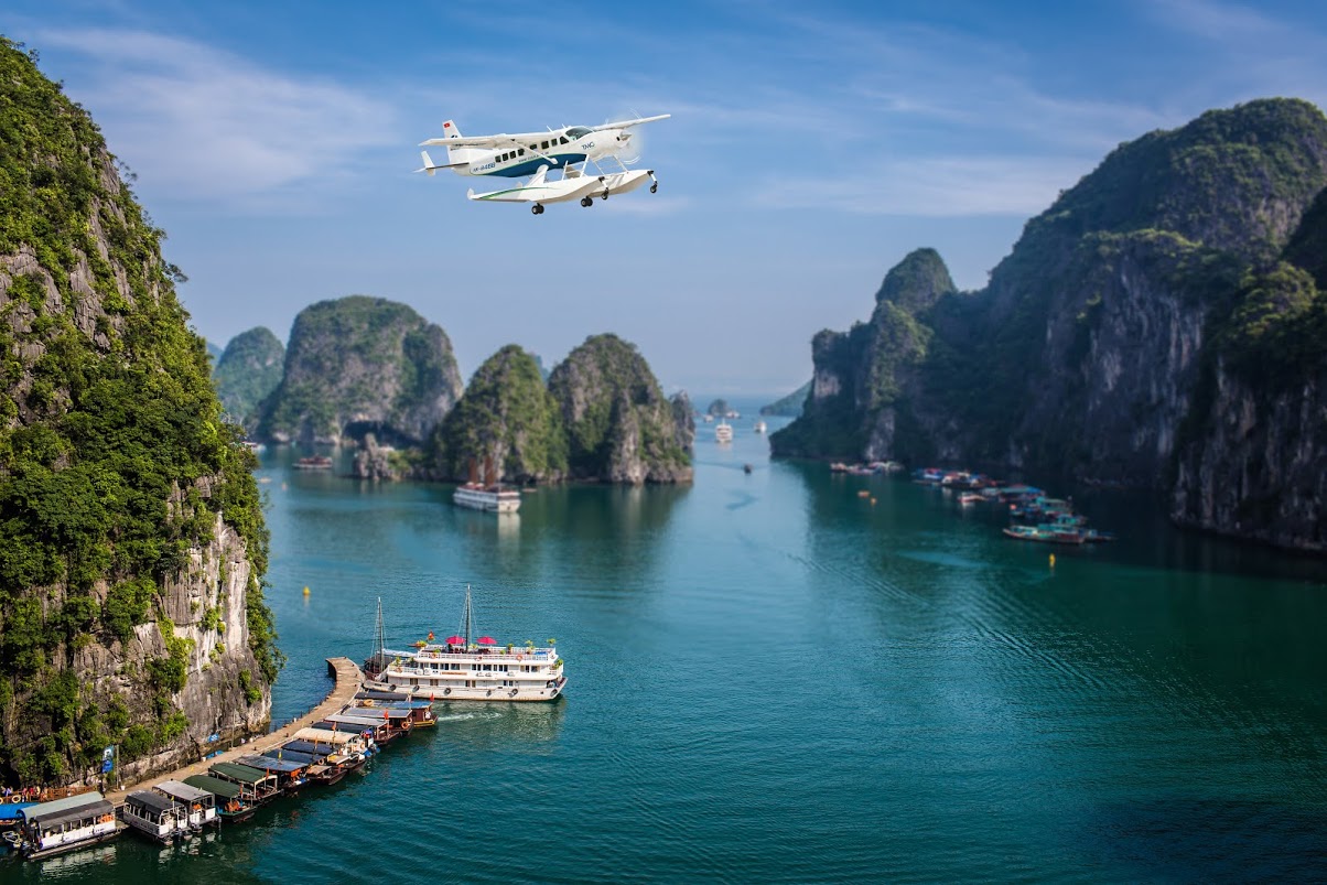Combo vé show Harmony Tuần Châu resort + Bay thủy phi cơ Hạ Long