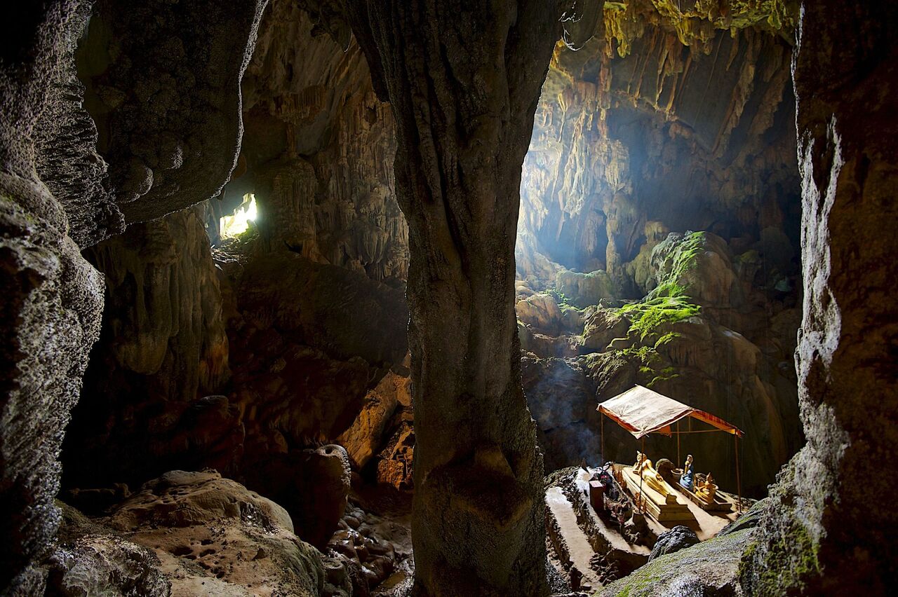 Hang Tham Phu Kham, Lào