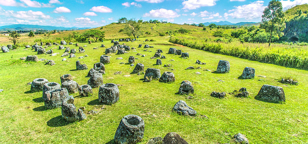 bi-an-ve-canh-dong-chum-plain-of-jars-–-di-san-the-gioi-doc-dao-cua-lao