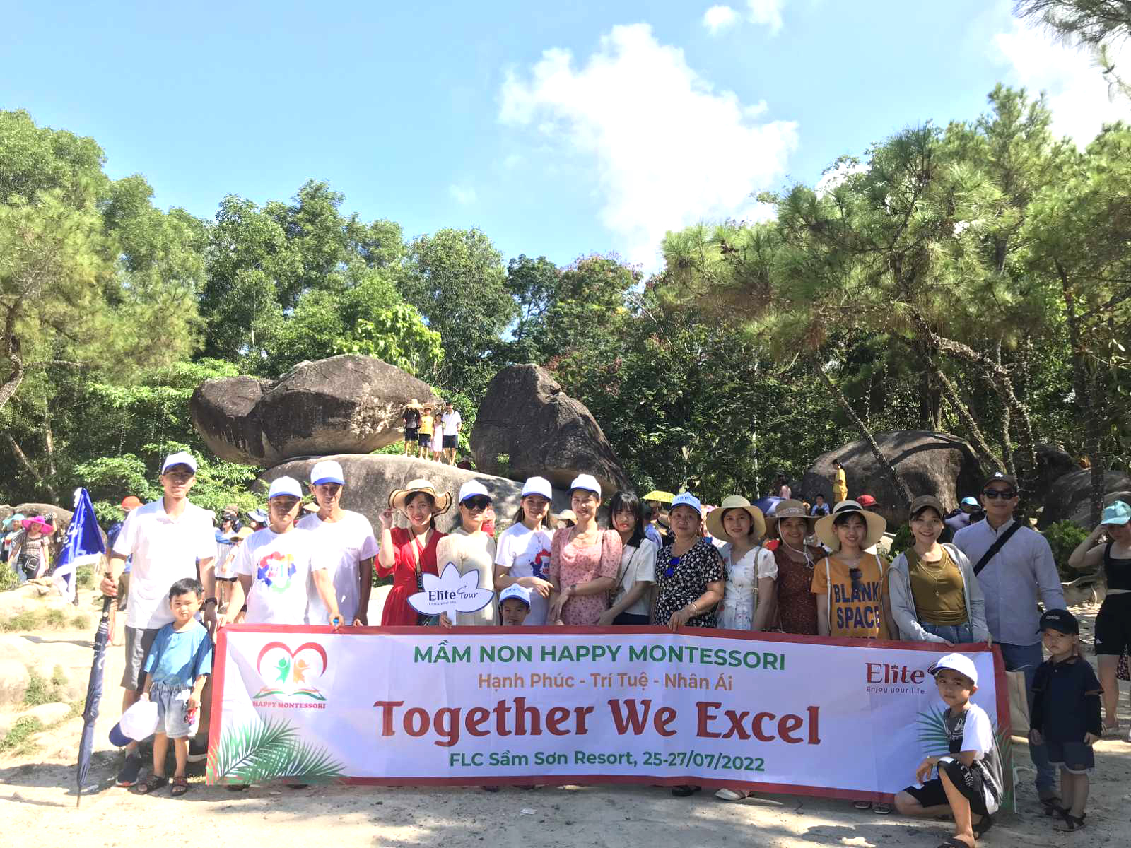Tổ chức tour du lịch cho công ty ở Sầm Sơn