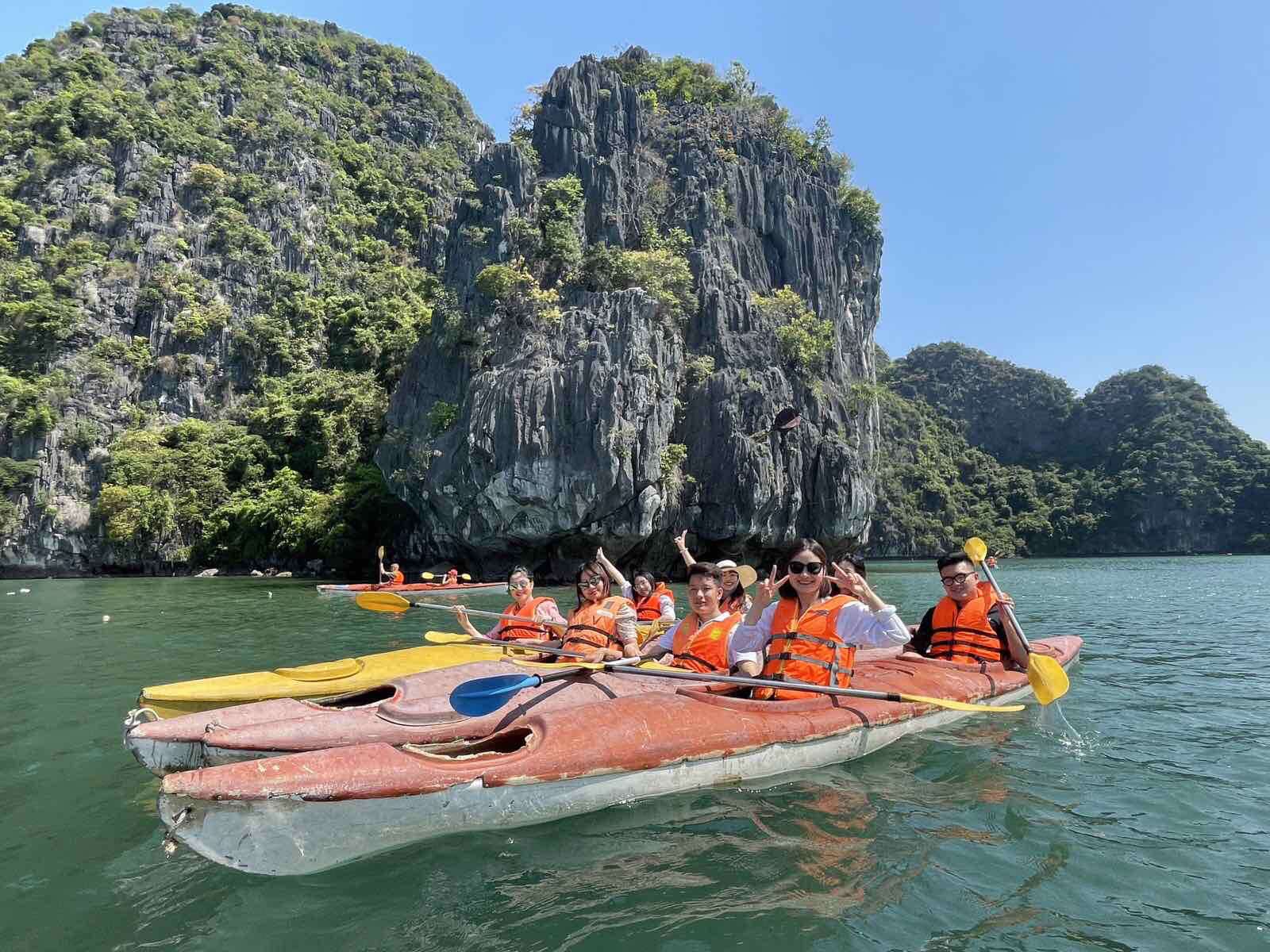 Tour du lịch Hạ Long - Team Building - Đi du thuyền Hạ Long 2 ngày 1 đêm/ 3 ngày 2 đêm| Elite Tour 02