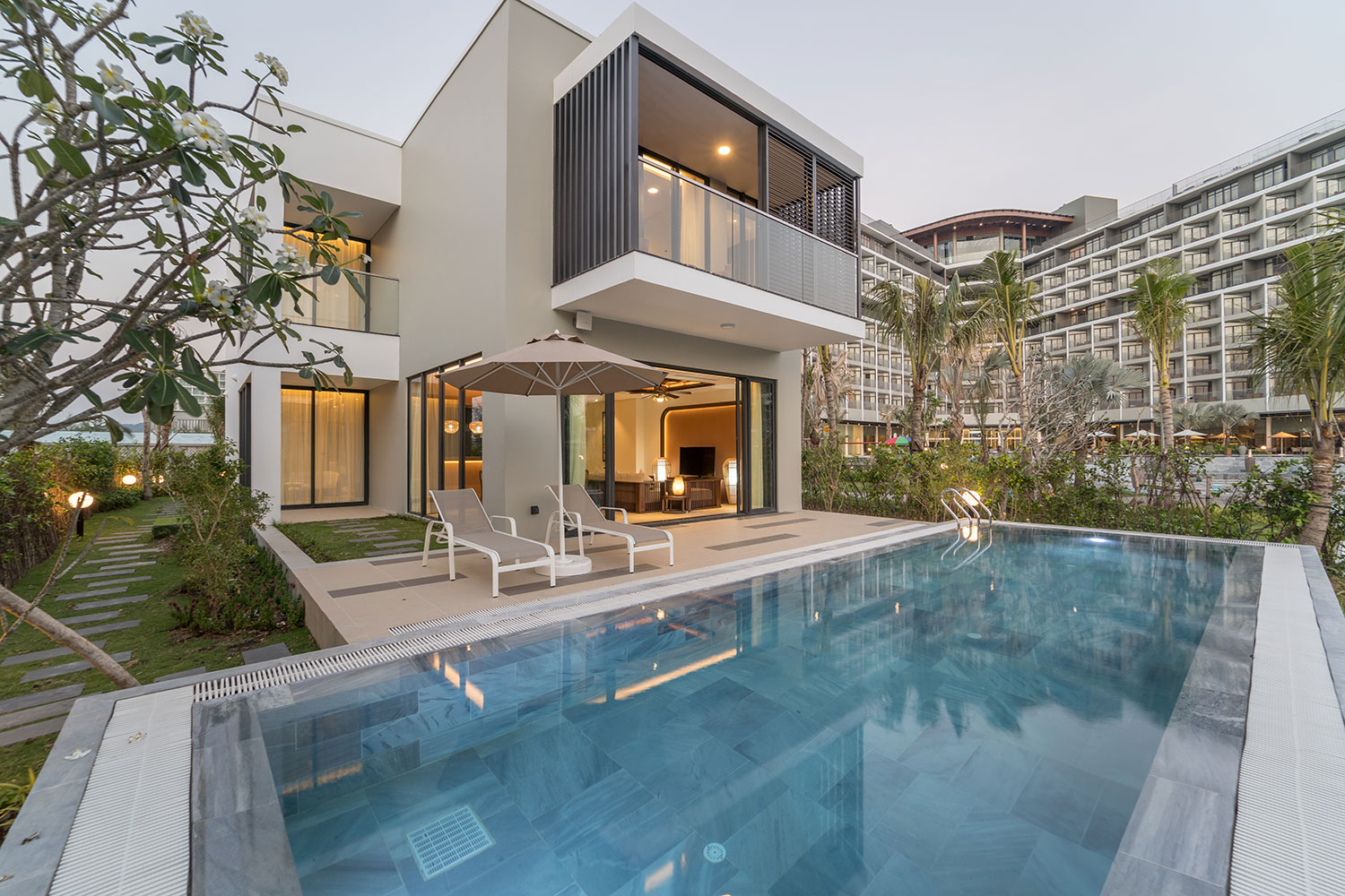 /files/images/Khachsanbestwesternsonaseaphuquoc/Deluxe-Villa---Private-Pool-(1).jpg