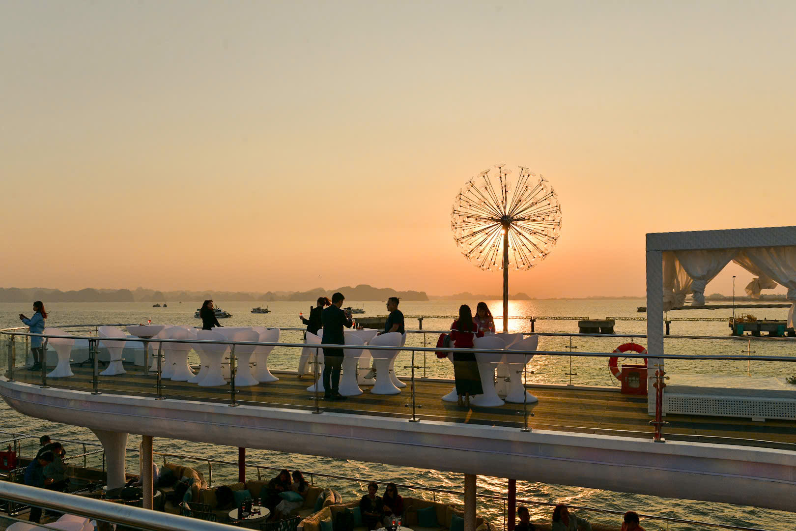/files/images/Luna-Halong-Cruise/LUNA-CRUISE-HL-24.jpg