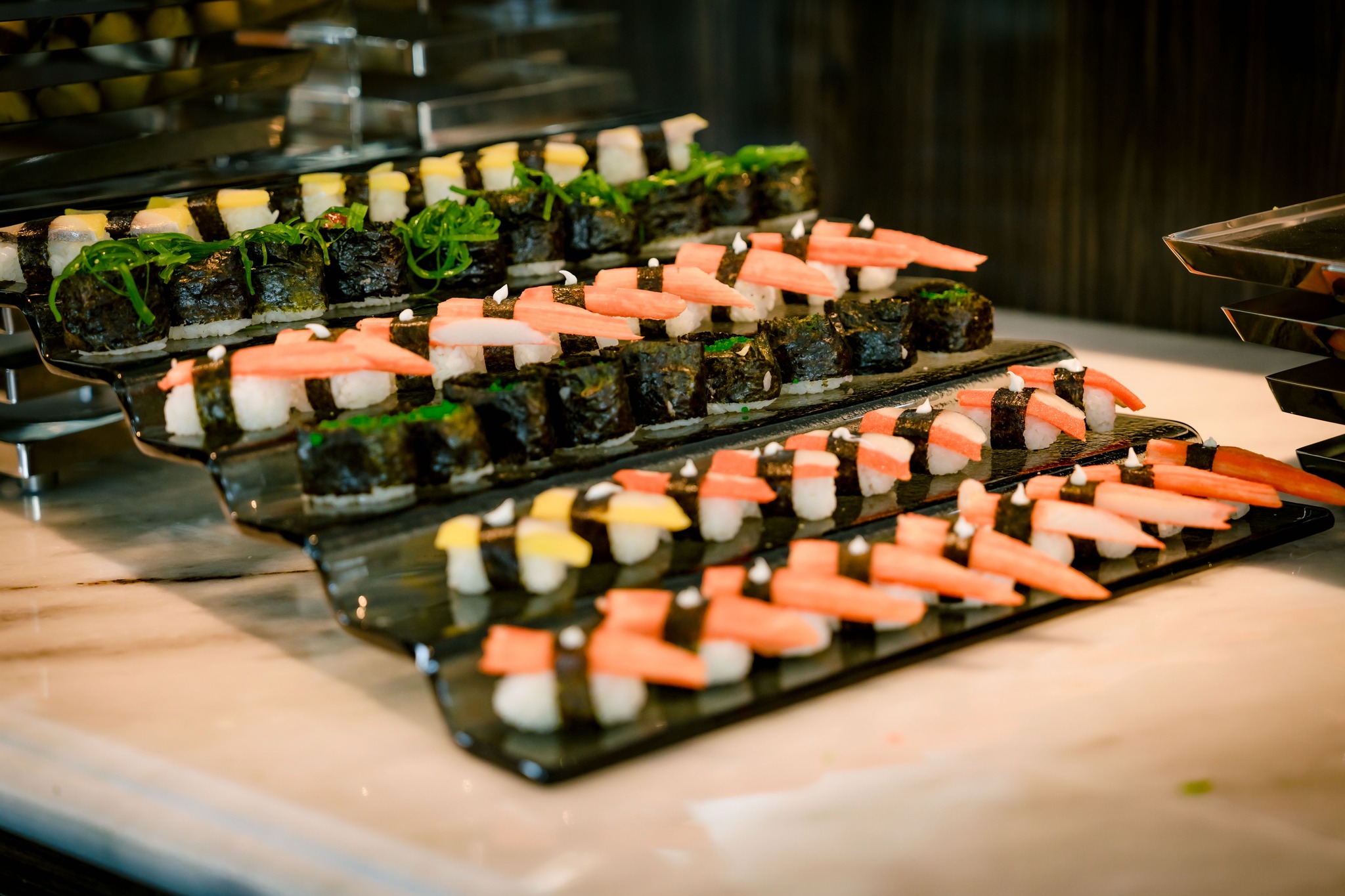 /files/images/Luna-Halong-Cruise/halong-meal-8.jpg