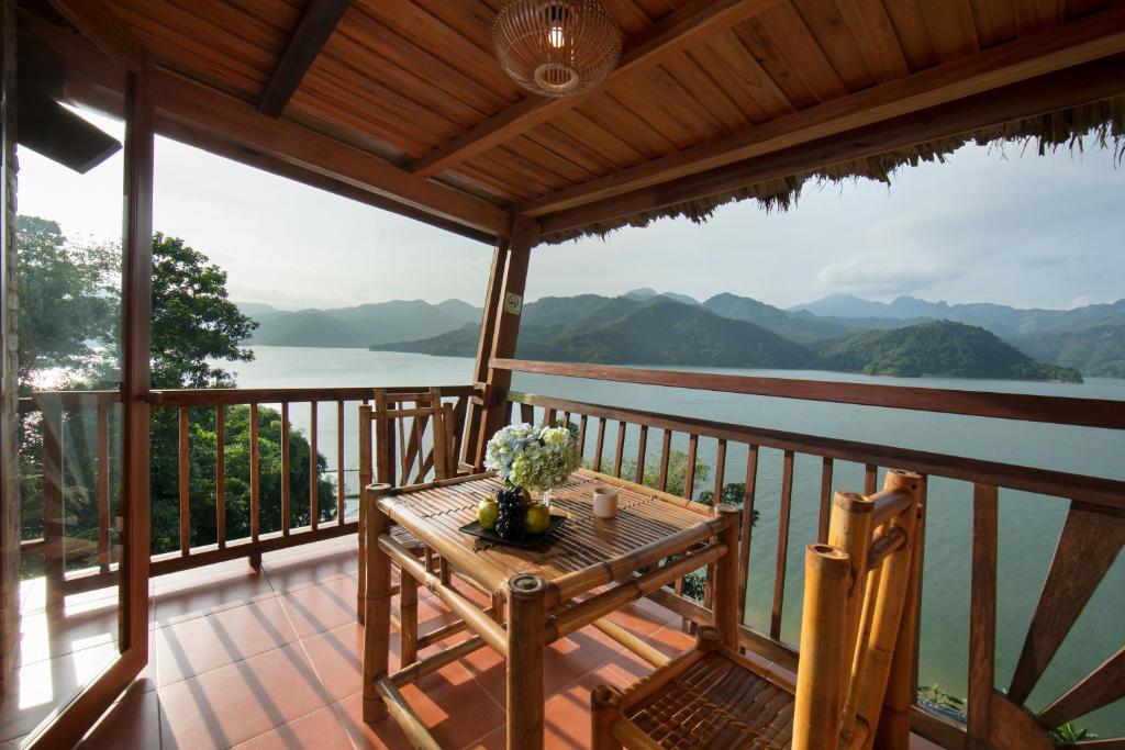 Phòng nghỉ view đẹp tại Mai Châu Hideaway