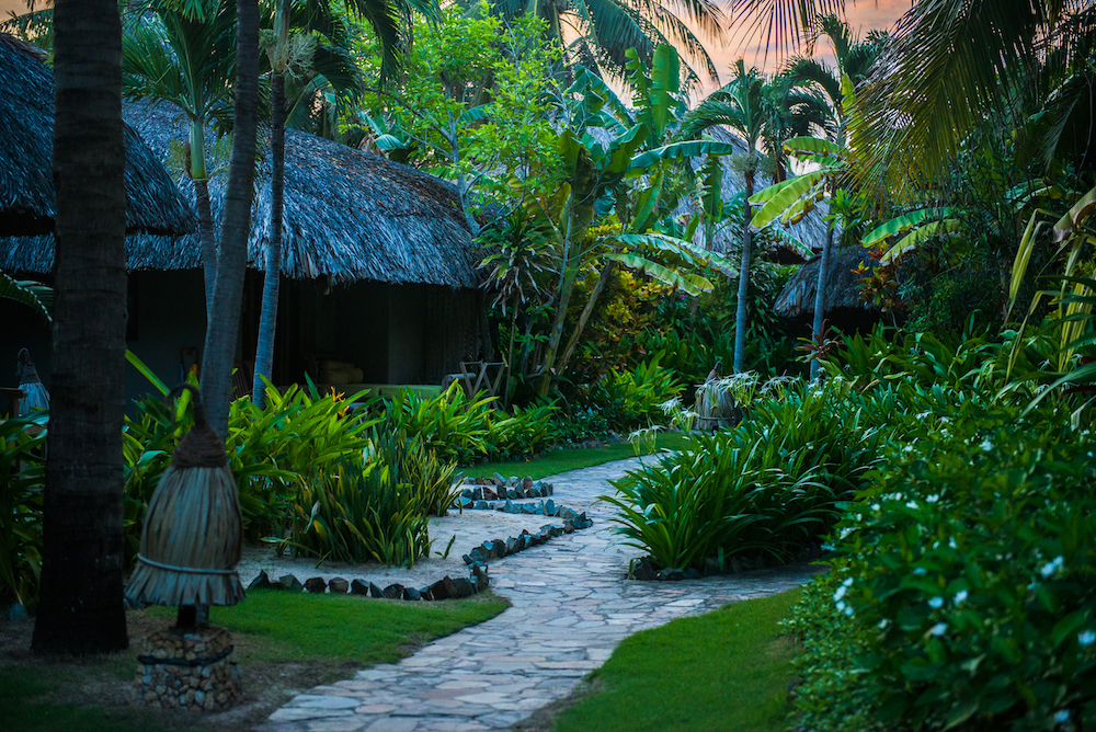 /files/images/SailingClubResortMuiNe/Deluxe-Garden-View-Bungalow.jpg