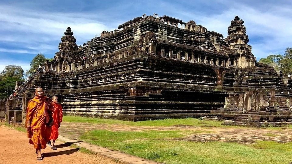 Prasat Baphuon - Địa điểm du lịch Siem Reap, Campuchia nổi tiếng