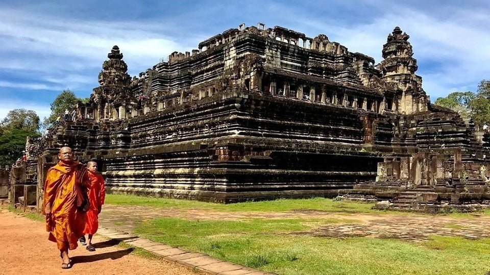 Prasat Baphuon - Địa điểm du lịch Siem Reap, Campuchia nổi tiếng