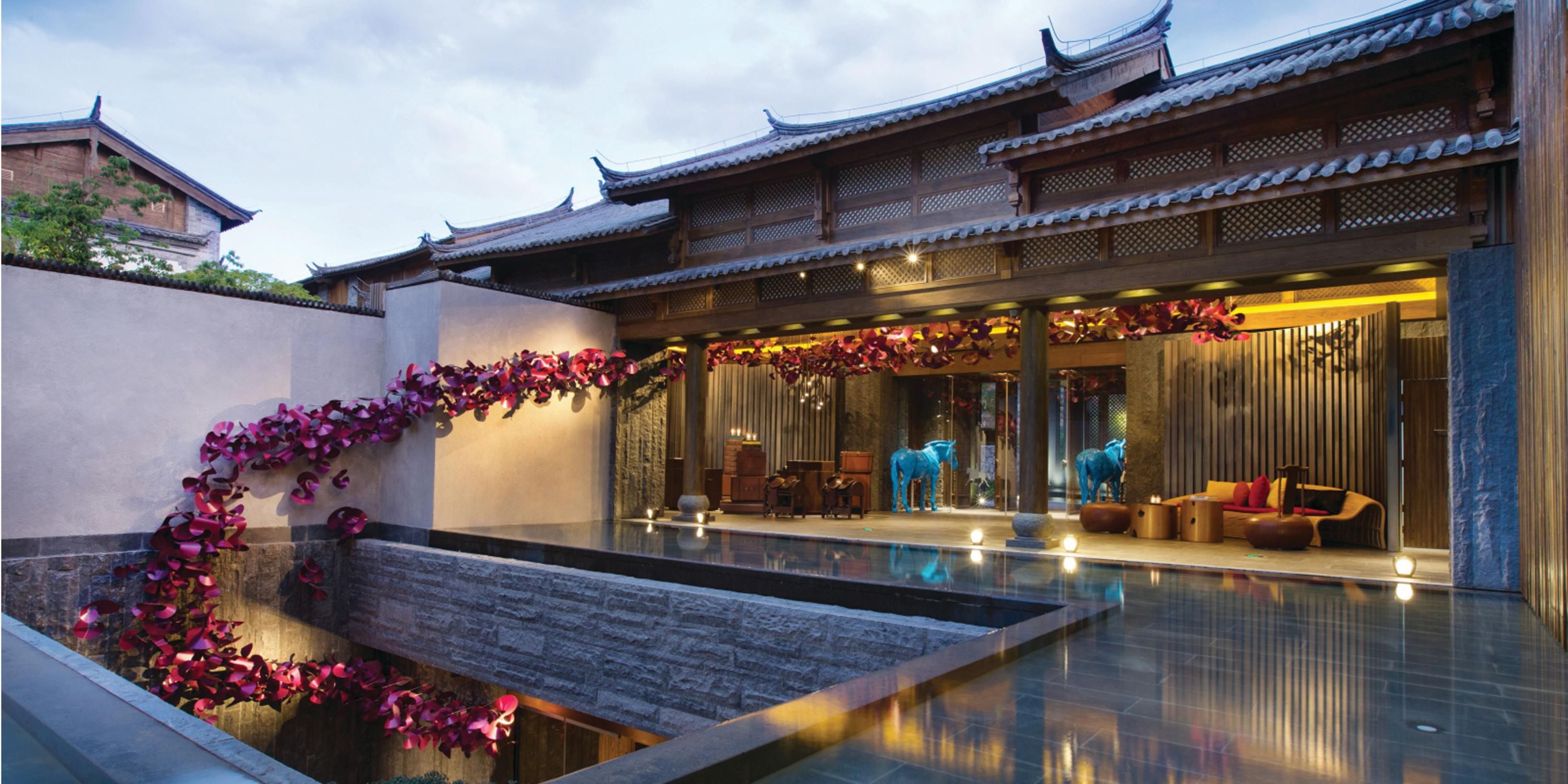 Hotel Indigo Lijiang Ancient Town - Khách sạn ở Lệ Giang cổ Trấn