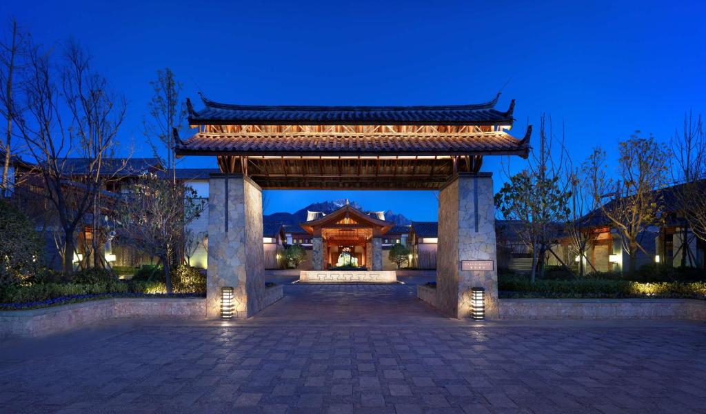 Jinmao Lijiang Hotel - Khách sạn ở Lệ Giang