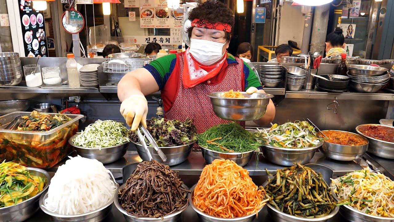 Phố chợ đêm Gwangjang, Seoul, Hàn Quốc 01