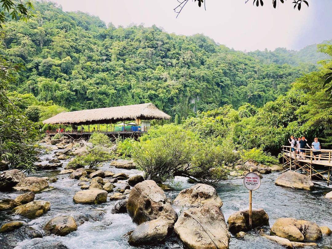 Suối nước Moọc, Quảng Bình