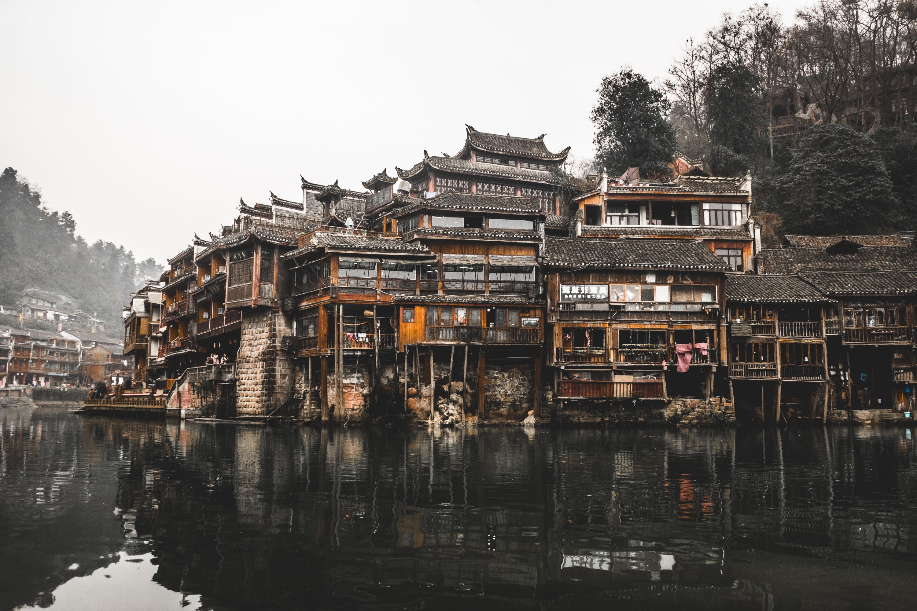 Du lịch Phượng Hoàng Cổ Trấn 02