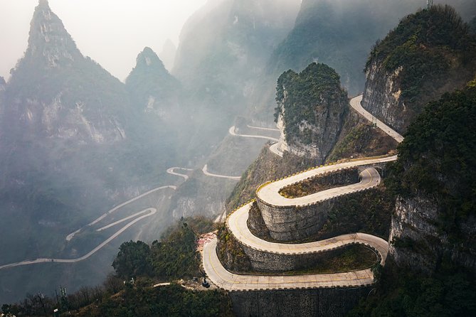Tour du lịch Trương Gia Giới - Phượng Hoàng Cổ Trấn 01