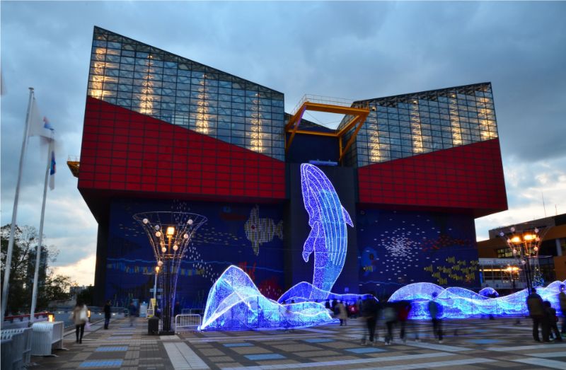 Thủy cung Osaka Kaiyukan