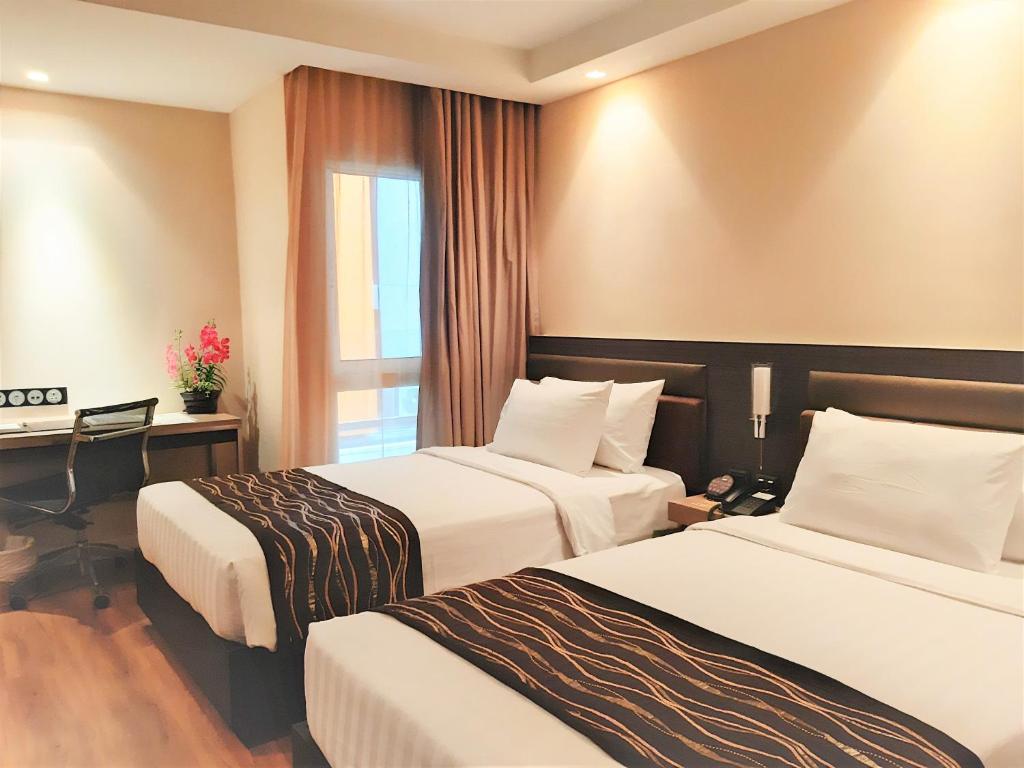 Amora Neoluxe Suites Hotel - khách sạn Bangkok gần BTS 01