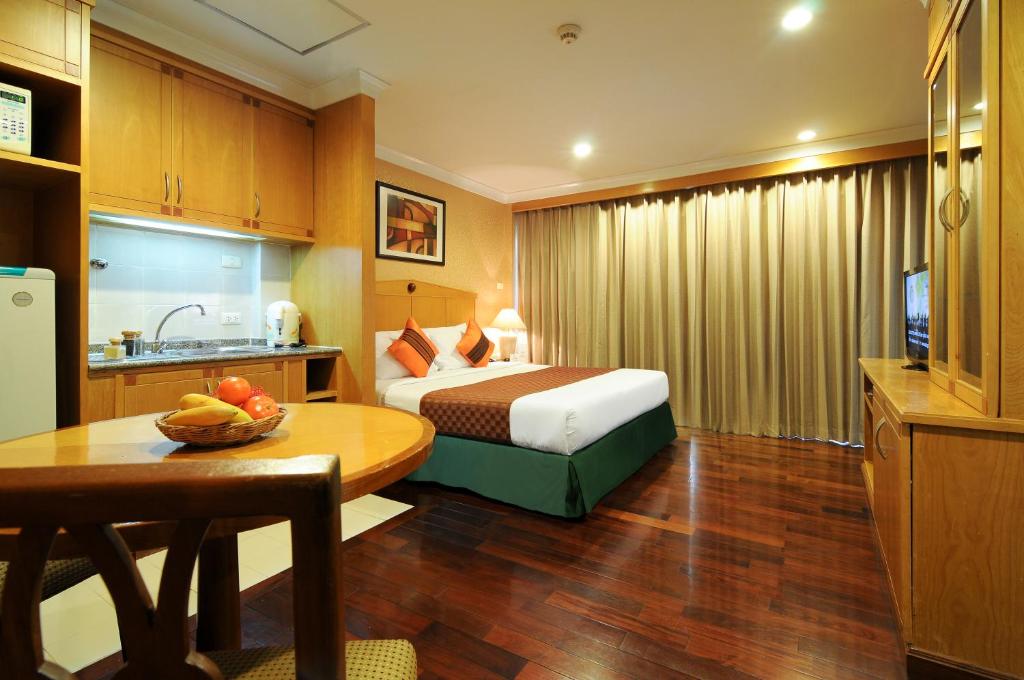 Admiral Suites Bangkok - khách sạn Bangkok gần BTS 01