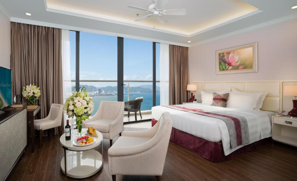 /files/images/VinpearlCondotelBeachfrontNhaTrang/studio-ocean-view.jpg