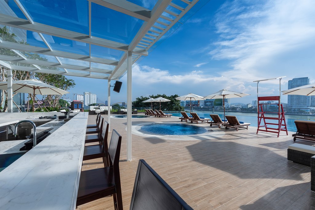 /files/images/VinpearlCondotelRiverfrontDaNang/h-boi-ngoai-tr-i%20(2).jpg
