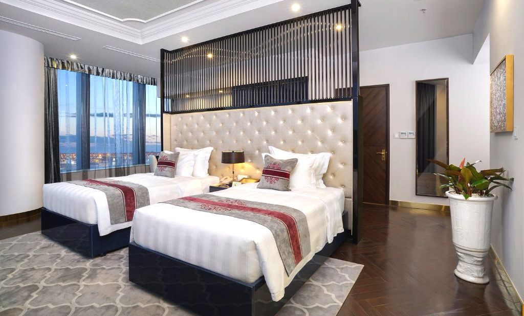 /files/images/VinpearlHotelHaTinh/presidential-suite-bedroom.jpg