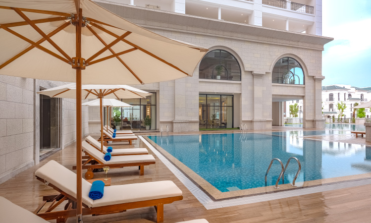 bể bơi Vinpearl Hotel Rivera Hải Phòng