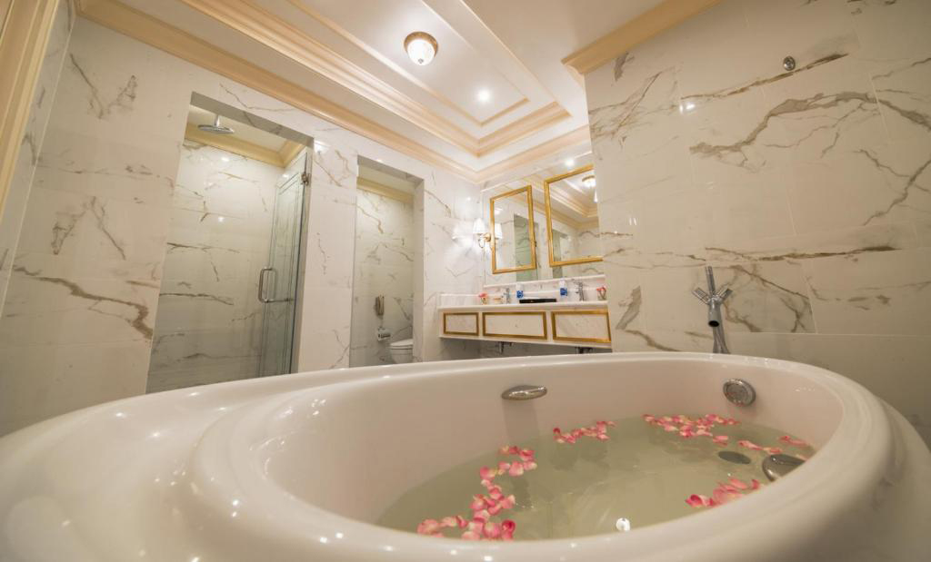 /files/images/VinpearlHotelTayNinh/ph%C3%B2ng-executive-suite-12.jpg