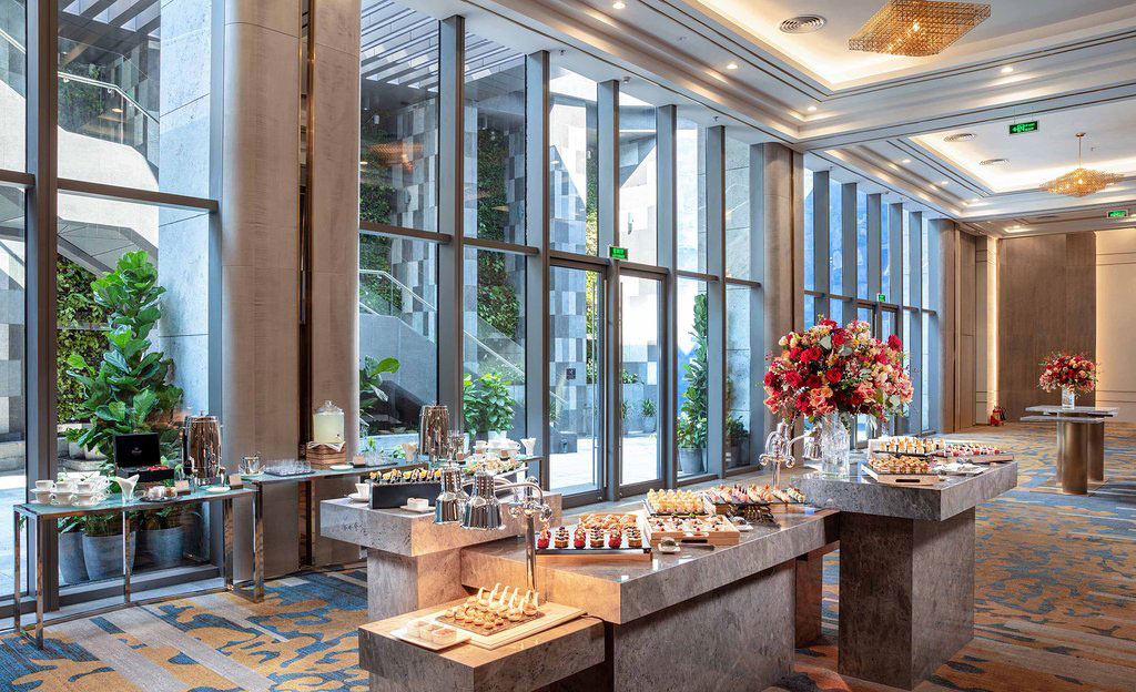 /files/images/VinpearlLuxuryLandmark81/lobby-in-font-of-grand.jpg