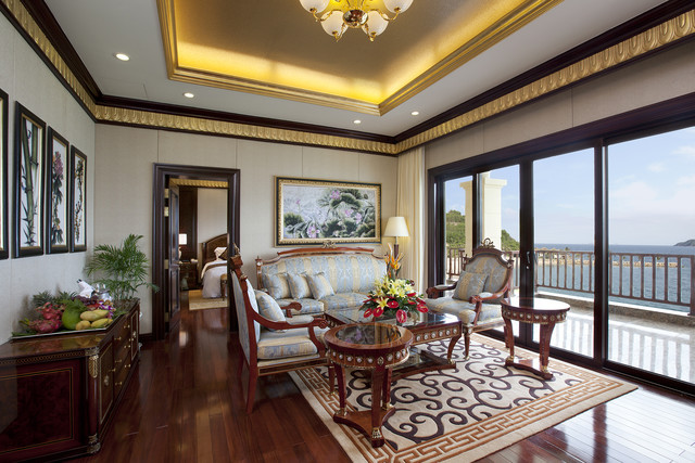 /files/images/VinpearlLuxuryNhaTrang/Bi%E1%BB%87t%20th%E1%BB%B1%20Presidential%20Residence%20LX.jpg