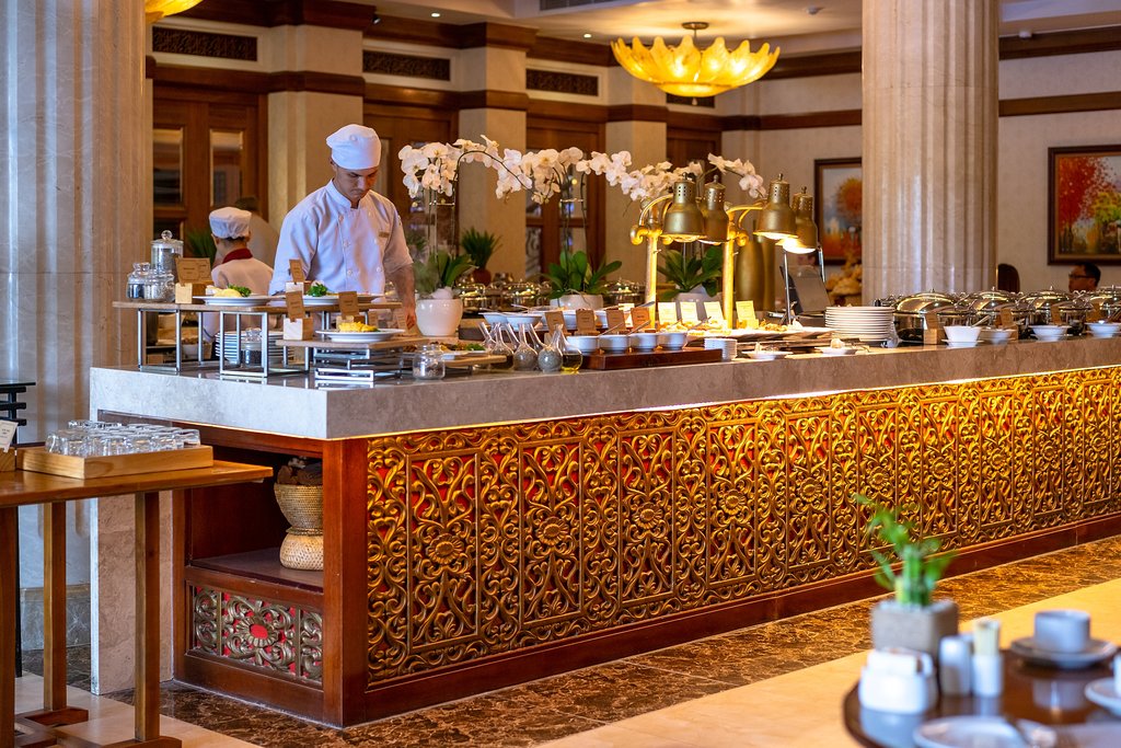 /files/images/VinpearlLuxuryNhaTrang/blue-lagoon-restaurant.jpg